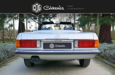 Mercedes-Benz SL 280 R107 3