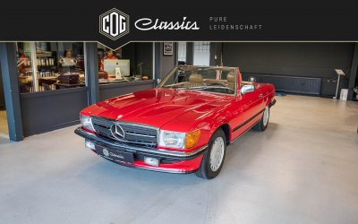 Mercedes-Benz SL 300 R107 2