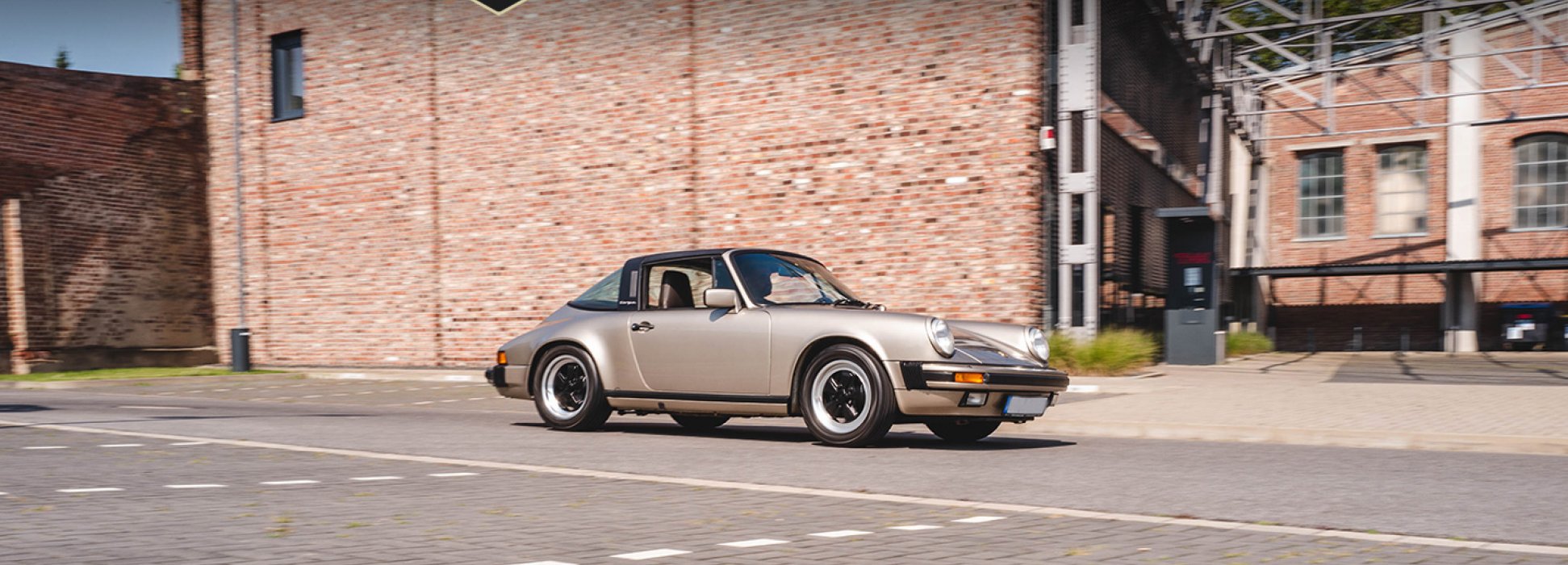 Porsche 911 Carrera 3.2 Targa 3