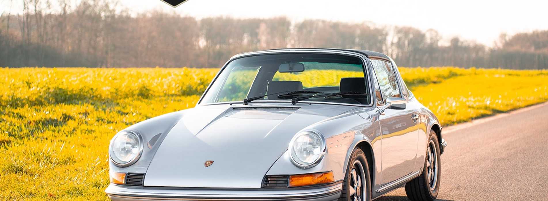 Porsche 911 Targa 2.4  2