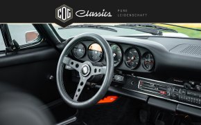 Porsche 911 Targa 2.4  35