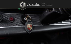 Porsche 911 Targa 2.4  39