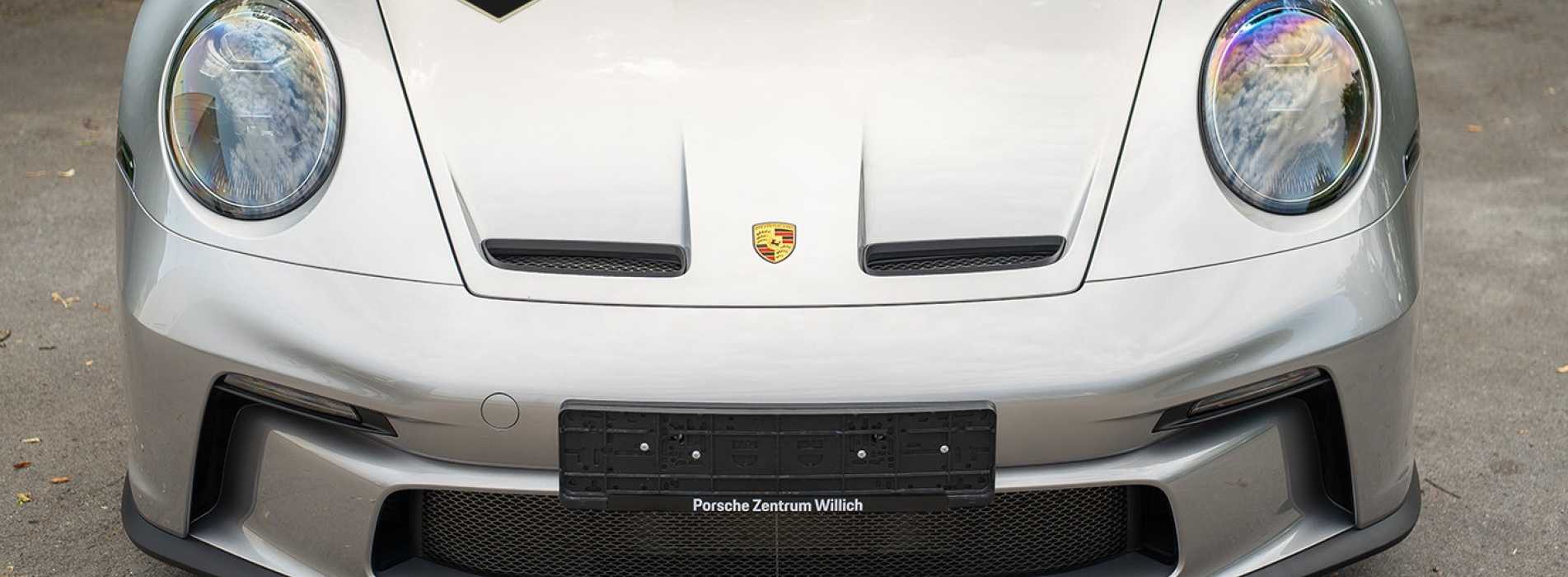 Porsche 911 GT3 Touring  9