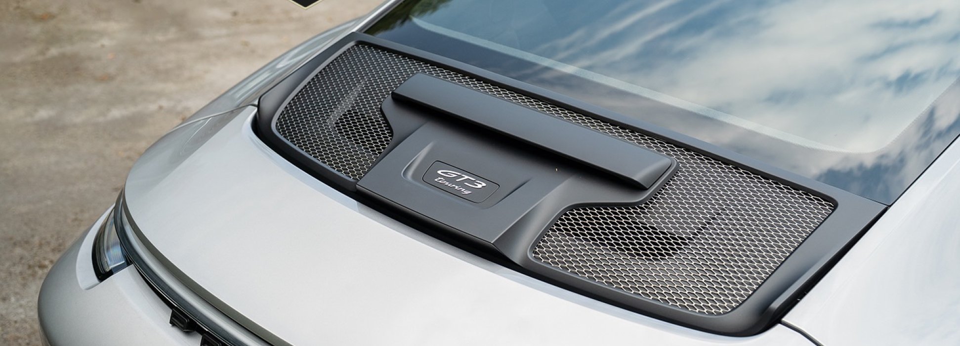 Porsche 911 GT3 Touring  4