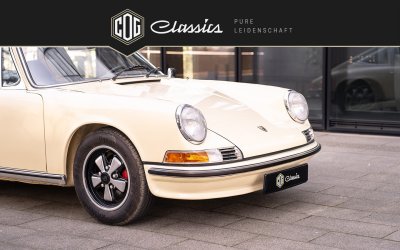 Porsche 911  Targa 2.4 K Jetronic 1