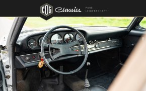 Porsche 911 S 2.2 Targa  27