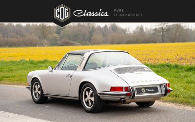 Porsche 911 S 2.2 Targa  3