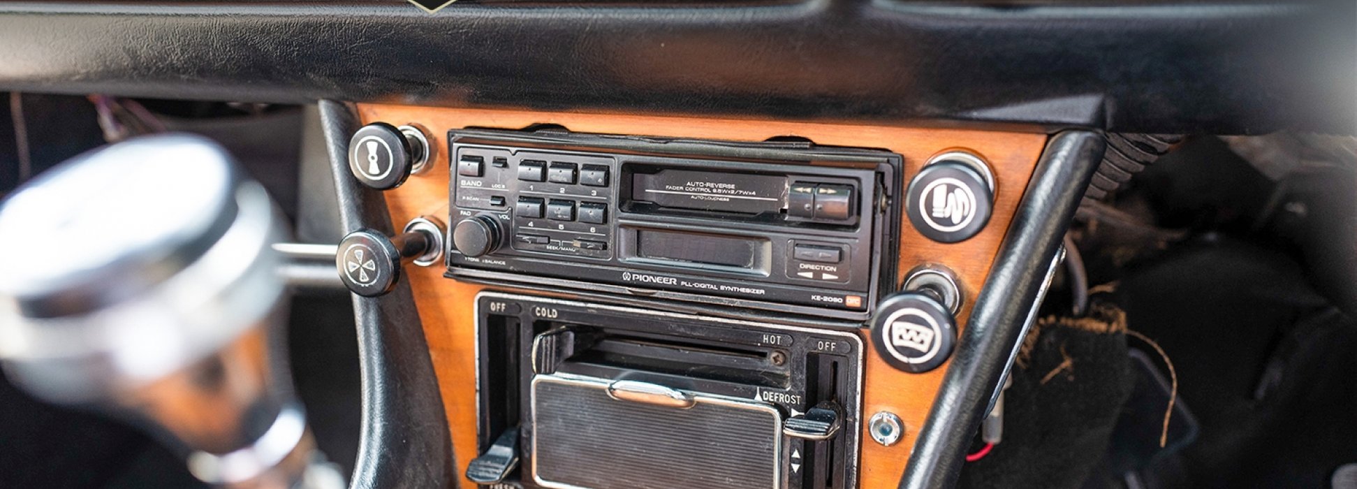 Triumph Stag 6