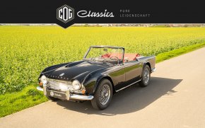 Triumph TR4 9