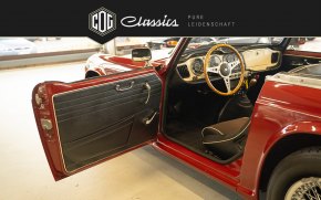 Triumph TR4 34