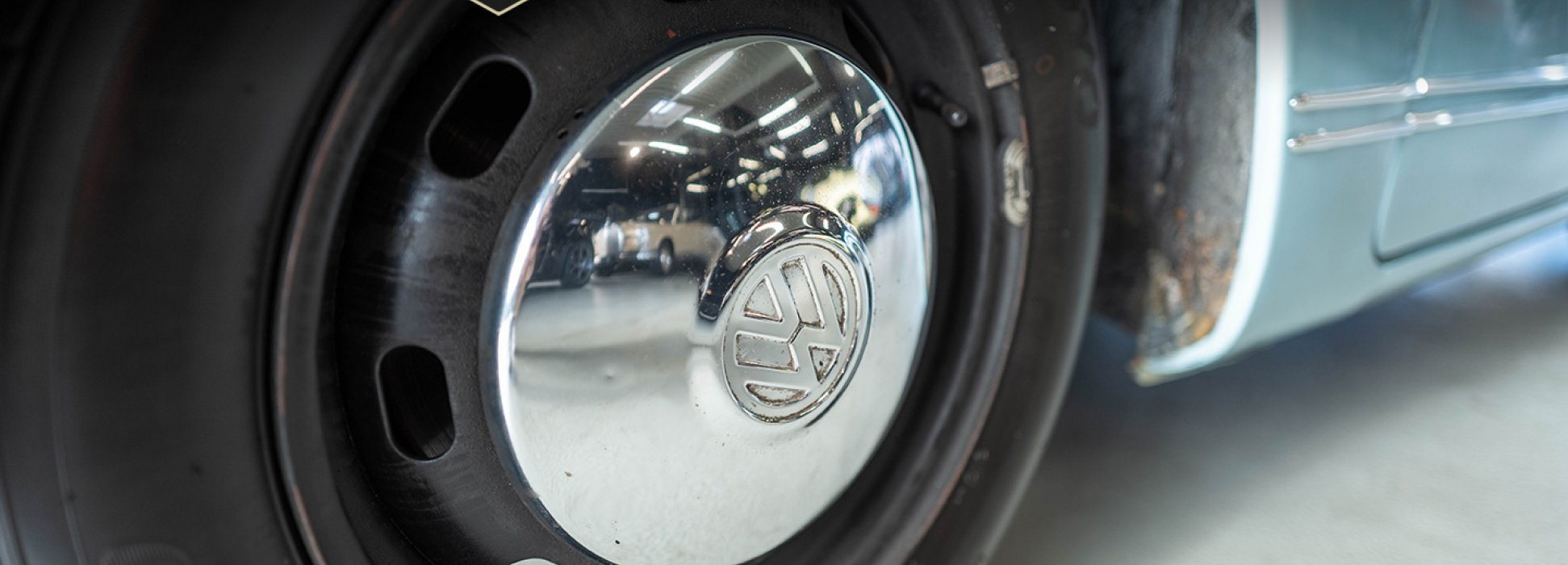 Volkswagen Karmann Ghia 5